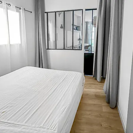 Marin A Apartment *